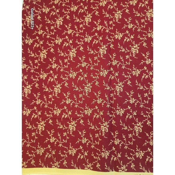 Classic Cottons Burgundy Floral Fabric 1 Yard 100% Cotton Quilting Sewing Materi - Picture 4 of 6